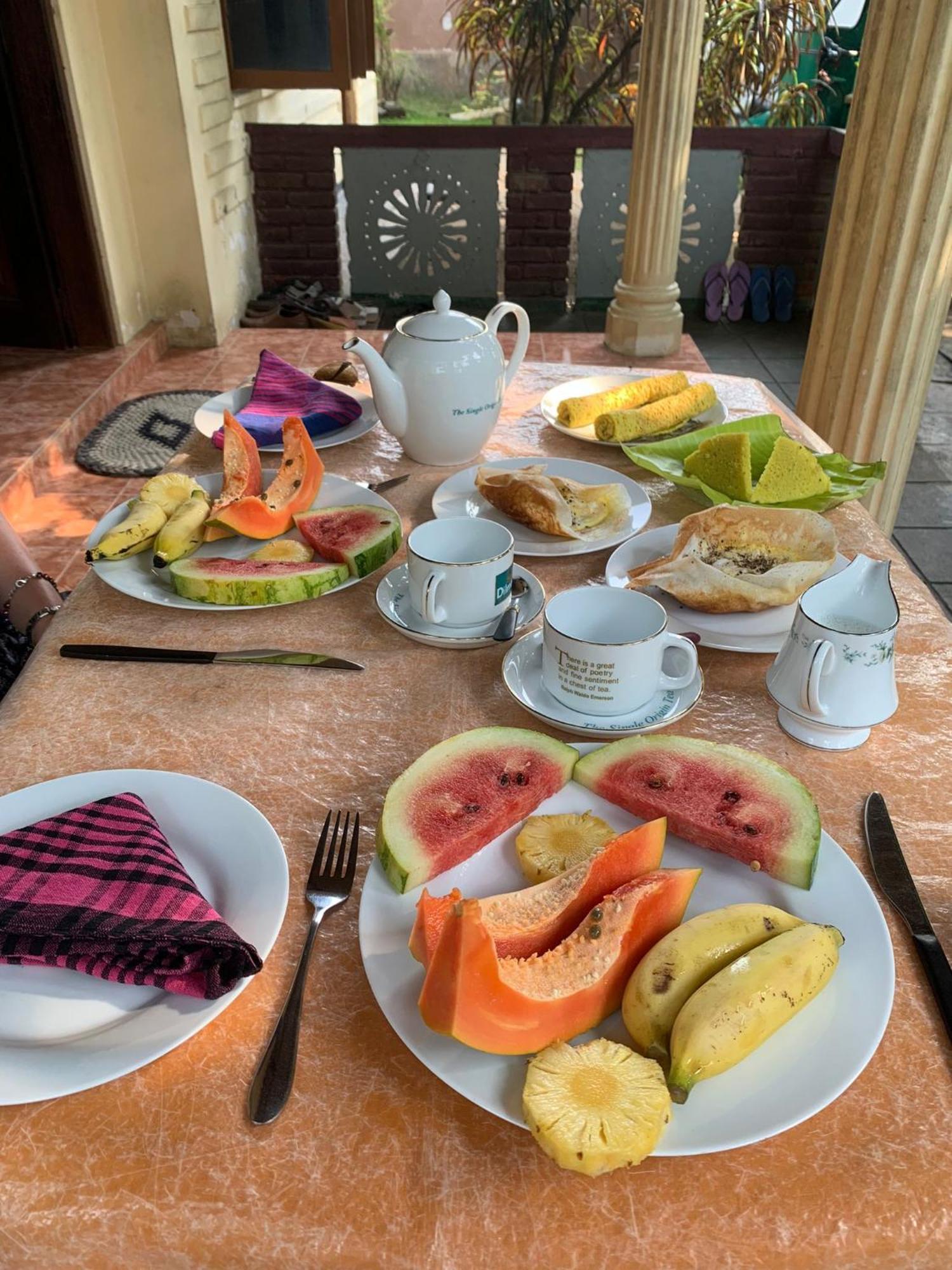 Arani Homestay Polonnaruva Szoba fotó