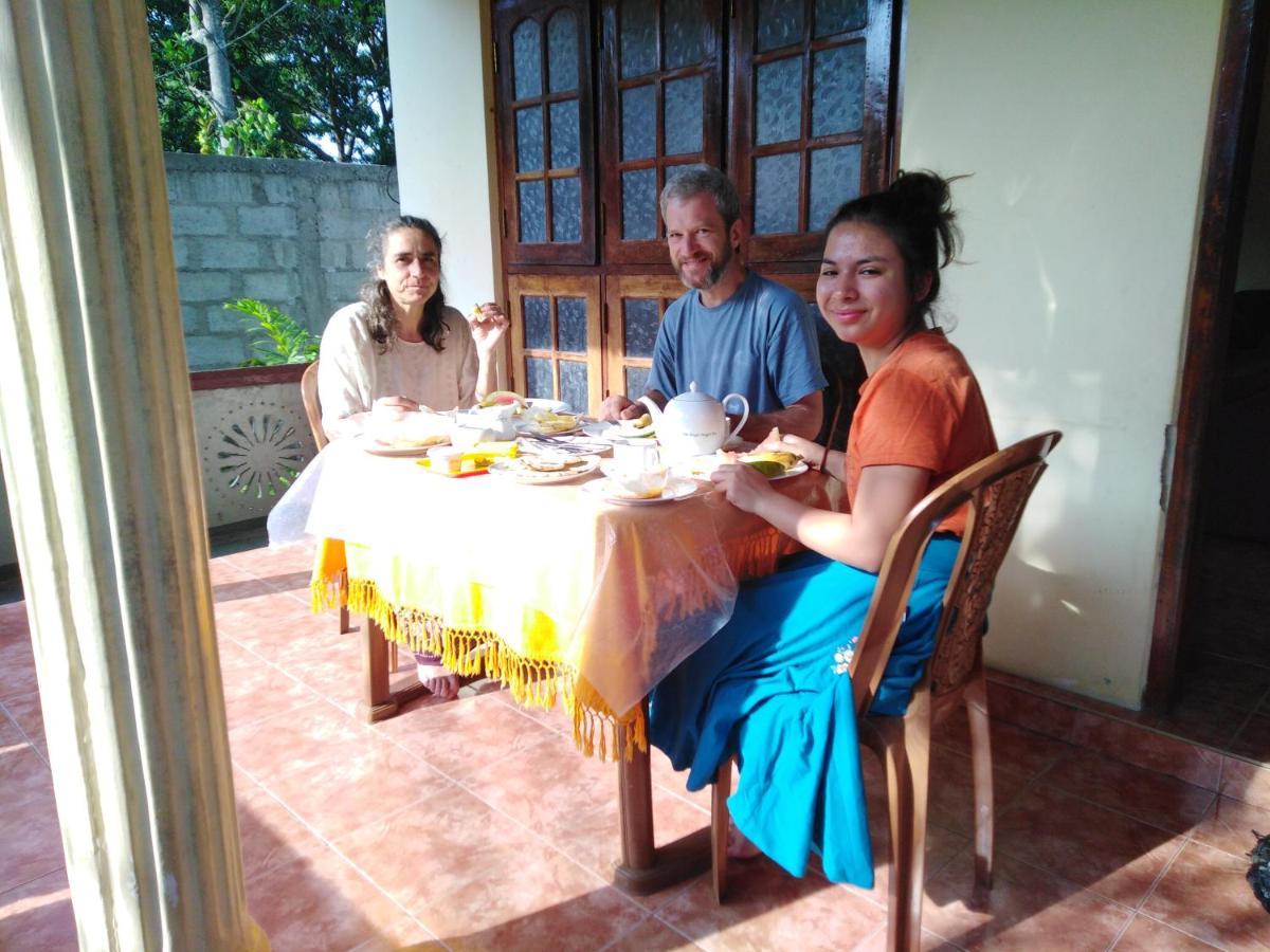 Arani Homestay Polonnaruva Kültér fotó